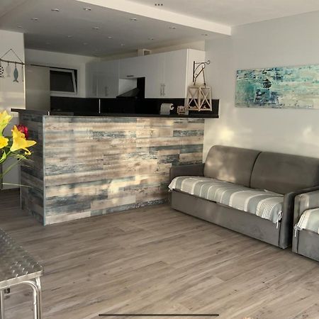 Le Zephyr, Superbe Appartement A La Corniche Avec Parking セット エクステリア 写真